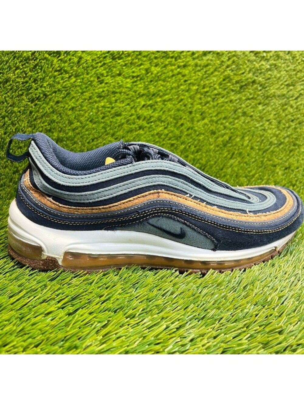 Nike Air Max 97 SE Mens Size 9.5 Blue White Athletic Running Shoes Sneakers